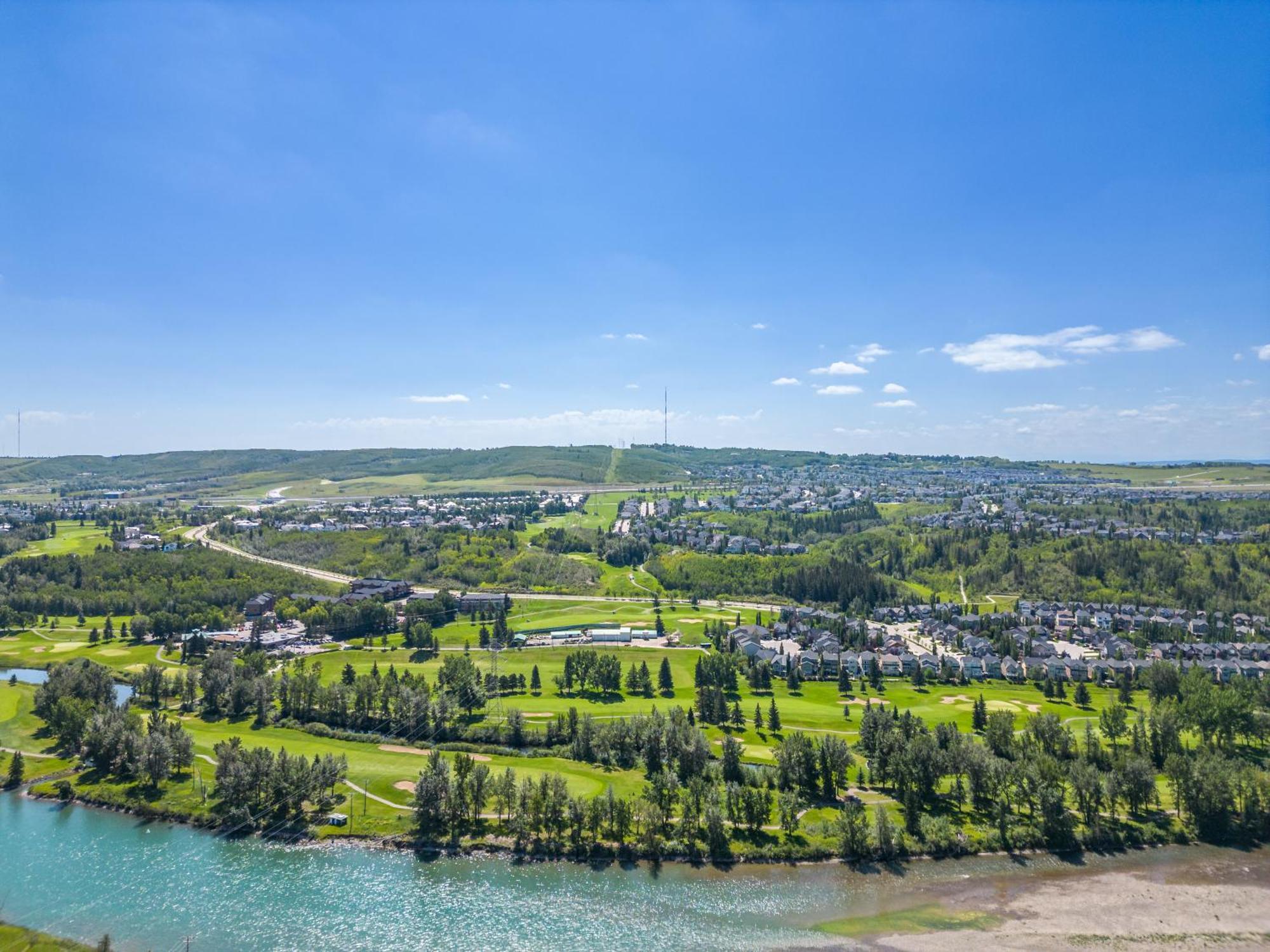 Apartament Cozy Rockland Park Unit+Parking Calgary Zewnętrze zdjęcie
