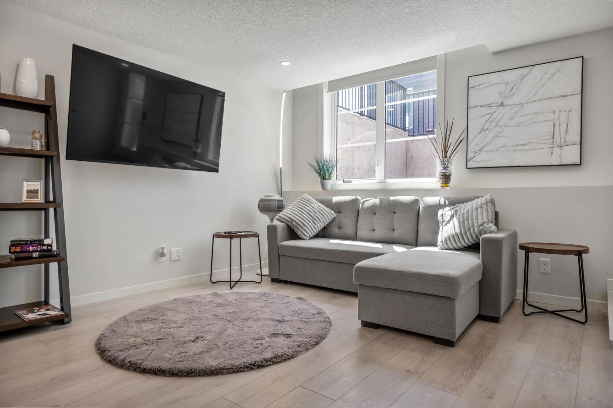 Apartament Cozy Rockland Park Unit+Parking Calgary Zewnętrze zdjęcie