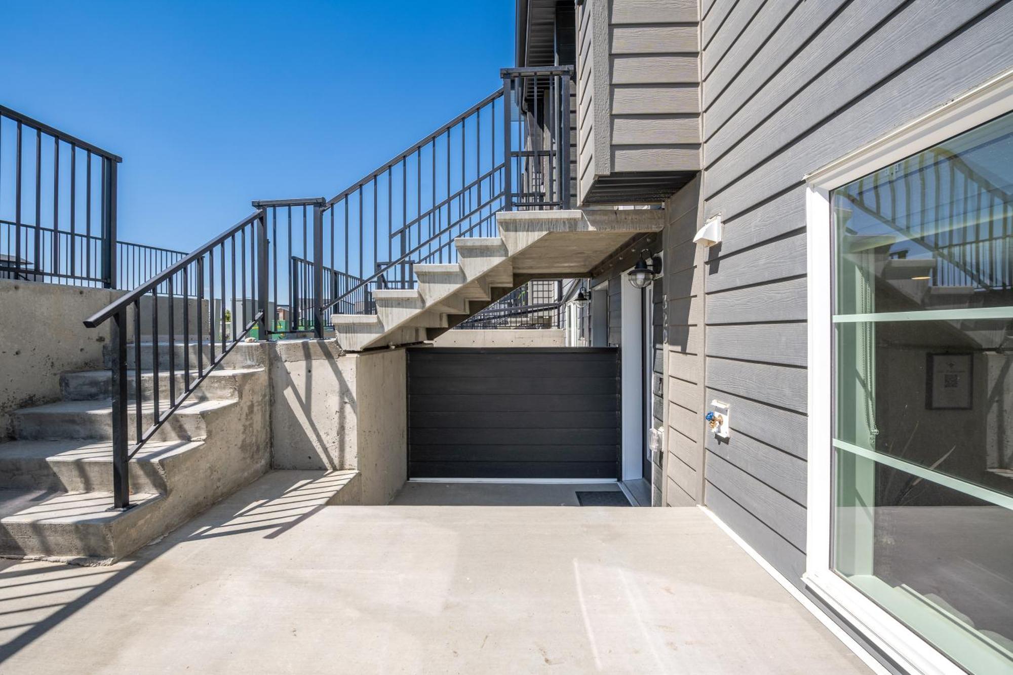 Apartament Cozy Rockland Park Unit+Parking Calgary Zewnętrze zdjęcie